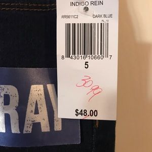 Indigo Rein Jeans - Fray hem jeans Indigo Rein Jeans - Fray hem jeans